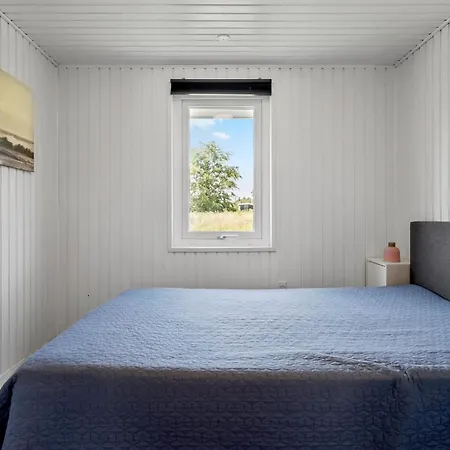 3 Bedroom Amazing In Hals