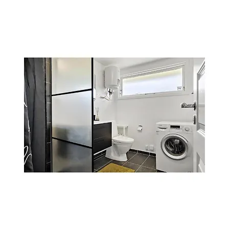 3 Bedroom Stunning In *