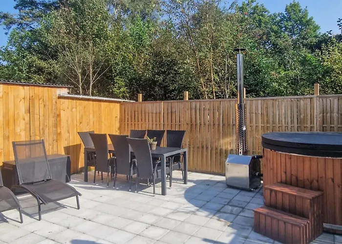 3 Bedroom Amazing In Hals
